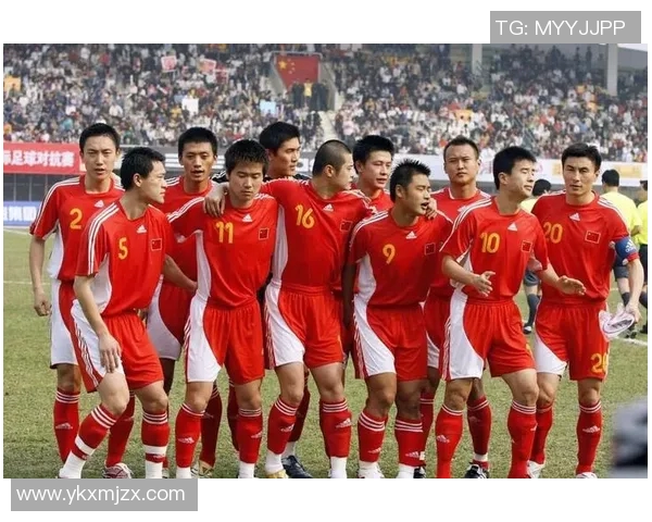 中国足球传奇人物的崛起与辉煌成就解析 中国足球传奇人物的崛起与辉煌成就解析